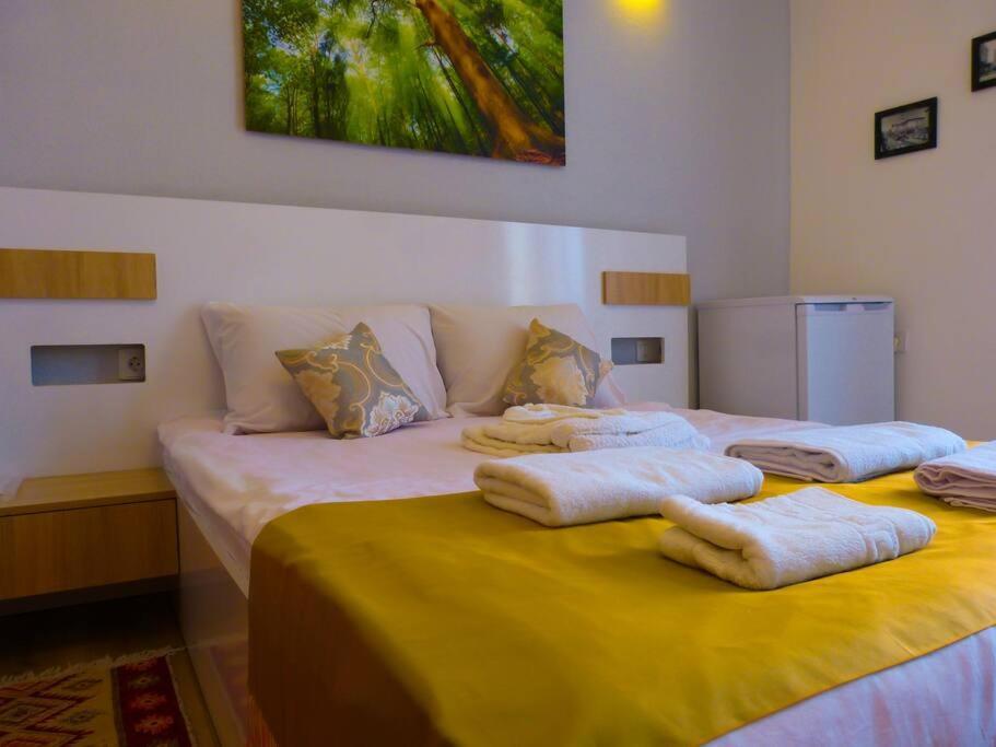 Live-Inn Stunning Apartment On Azneft Sq With President Palace & Old City Views 巴库 外观 照片