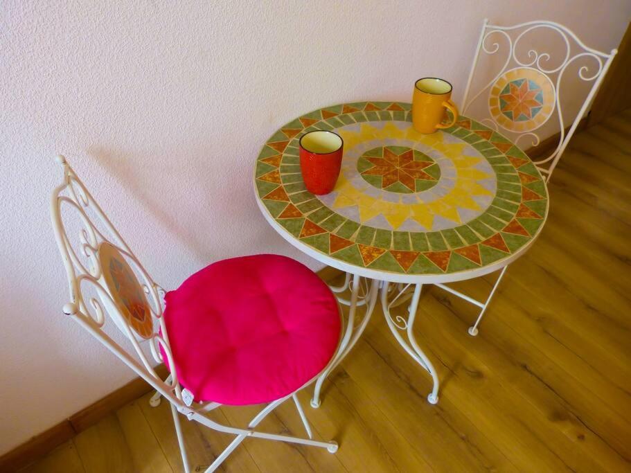 Live-Inn Stunning Apartment On Azneft Sq With President Palace & Old City Views 巴库 外观 照片